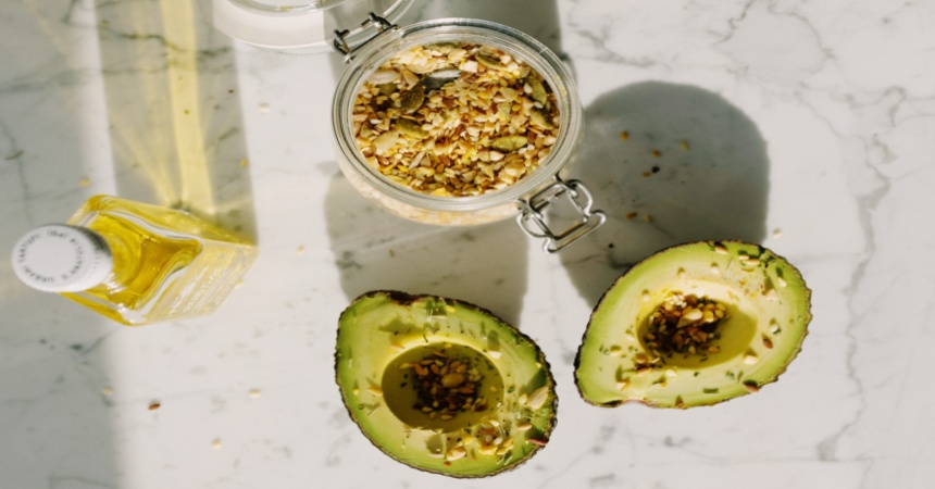 Aguacates rellenos: una receta fácil con sabor gourmet