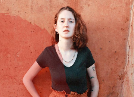 Ainoa Buitrago la ruta de las flores