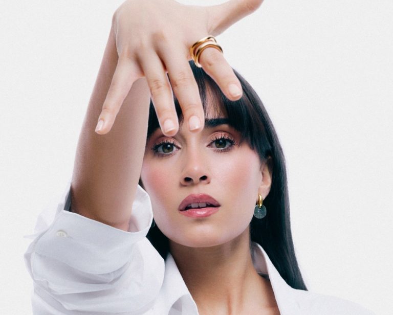 Estas joyas baratas de Tous que usa Aitana darán otro aire a tu ‘look’