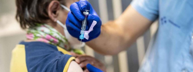 Andalucía registra 338 contagios suma dos fallecidos y su tasa sube hasta 33,9