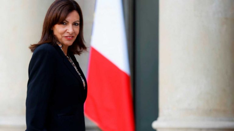 Anne Hidalgo afronta un 