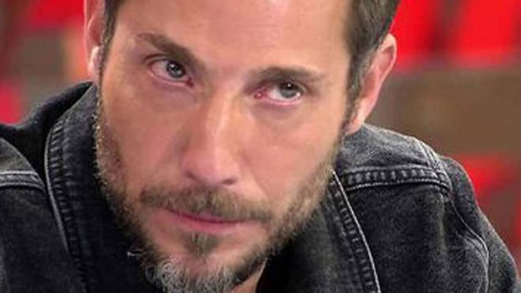 Los motivos por los que podría cancelarse el documental de Rocío Carrasco 55 Antonio David emocionado