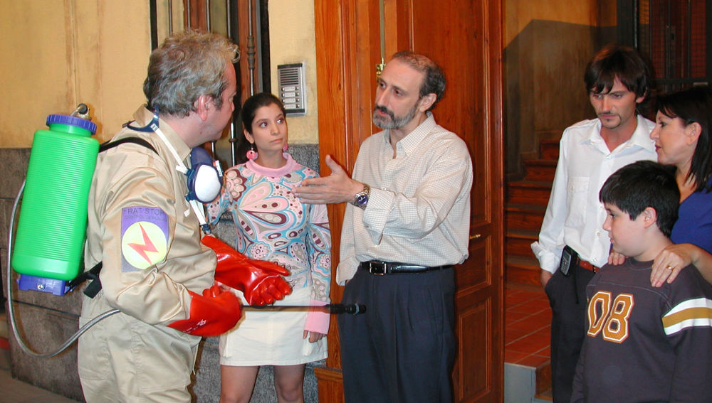 Aqui no hay quien viva serie