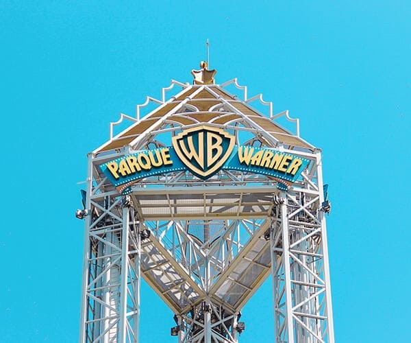 ¿Por qué visitar parque Warner?