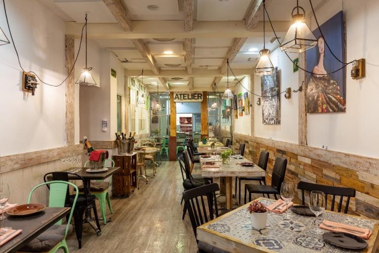 BARCO7, La Burbujería: burbujas, sabores del mundo y planes culturales