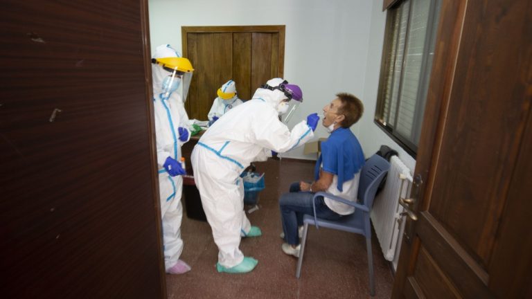 Castilla y León suma 173 casos desde el viernes y cuatro fallecidos