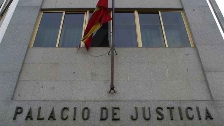 Condenan a un hombre a 2 años y 6 meses de prisión por abusar sexualmente de una menor en Puertollano