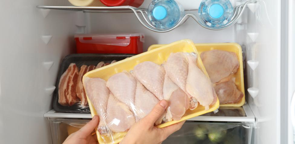 Cuánto tiempo puedes dejar el pollo crudo en la nevera