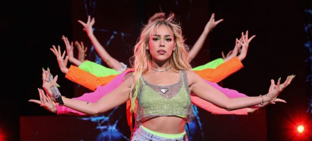 Danna Paola A un beso