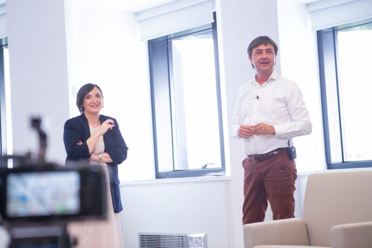 El móvil puede esconder otros problemas de educación