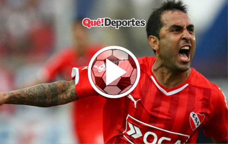 Espectacular jugada para eludir a dos jugadores