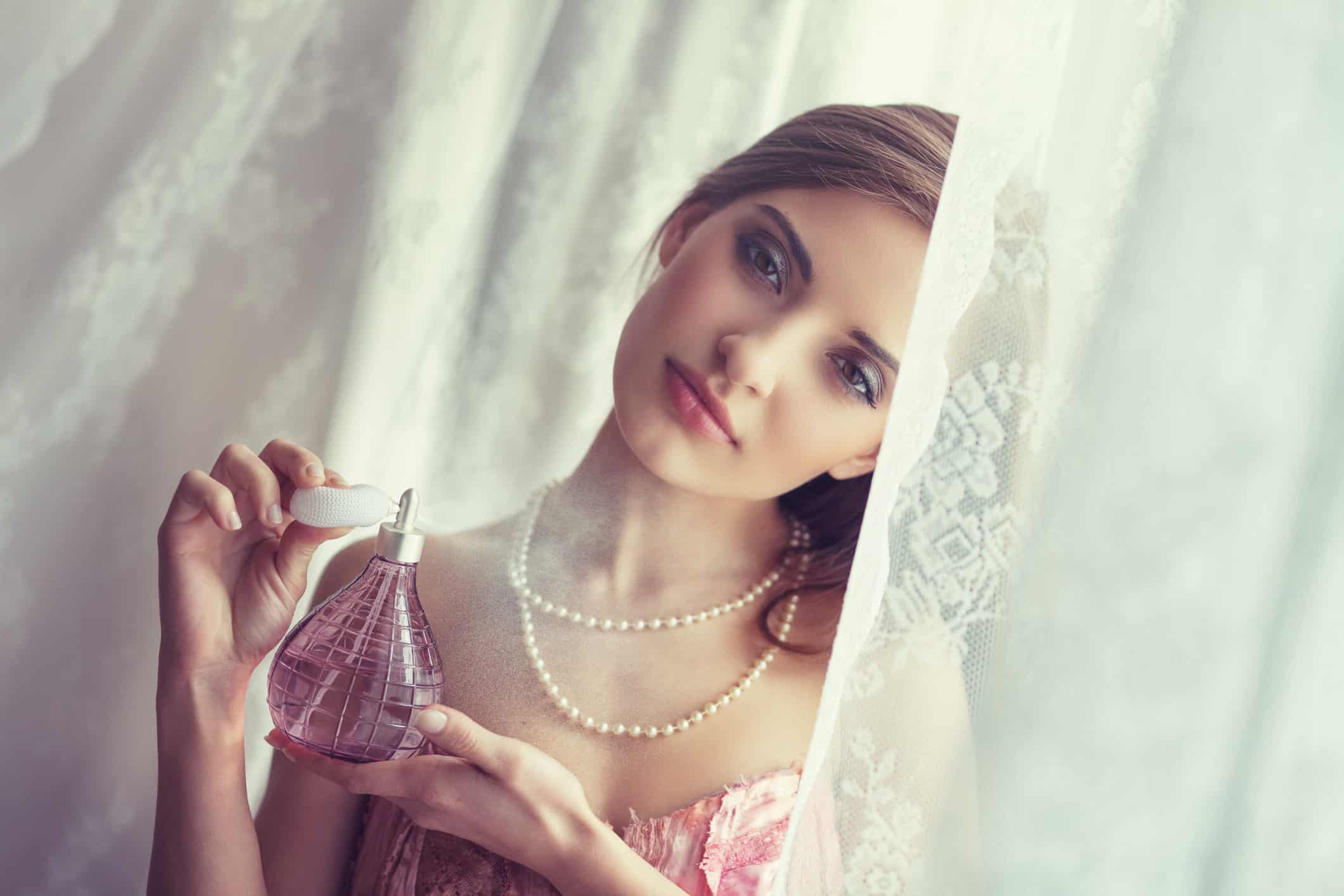 Estos son los perfumes que debes usar si sufres estrés