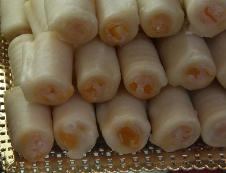 Huesos de santo: así se prepara el dulce del día de Todos los santos