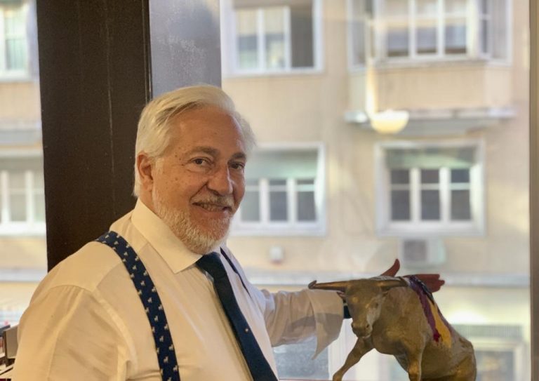 Julio Ariza (El Toro TV): 