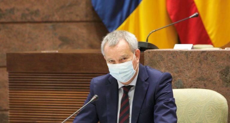 Las primeras 18 viviendas para las familias afectadas por el volcán se entregarán la próxima semana