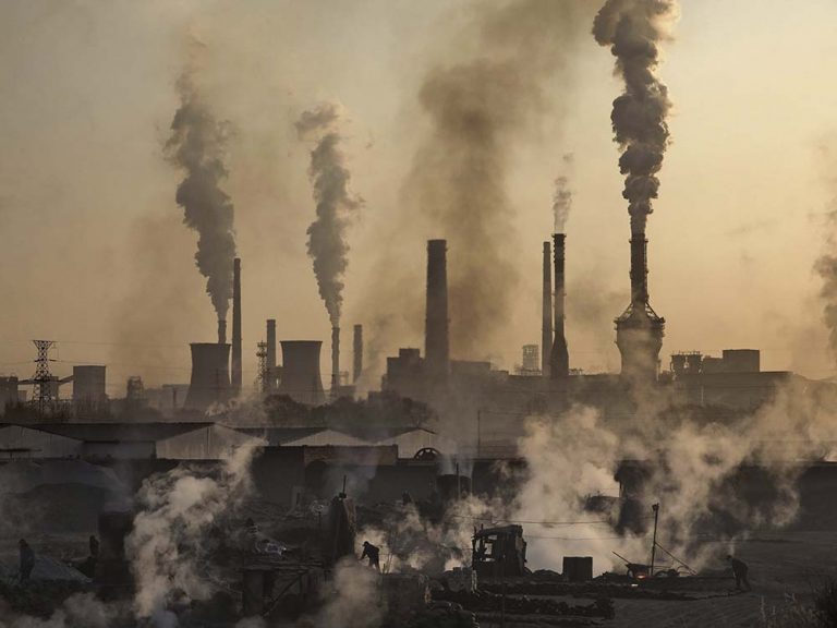 Limitar el cambio climático a 1,5°C obligará a reducir el uso de carbón y gas a un ritmo sin precedentes