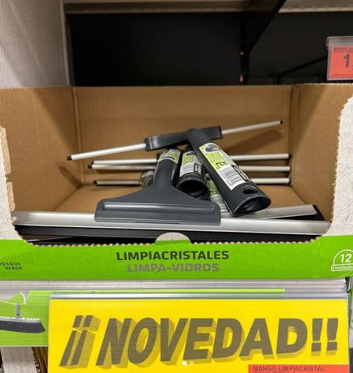 Los 10 productos que triunfan en Mercadona y no pueden faltar en tu carro 225 Mango limpiacristales