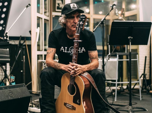 Mikel Erentxun Amigos de guardia (1)