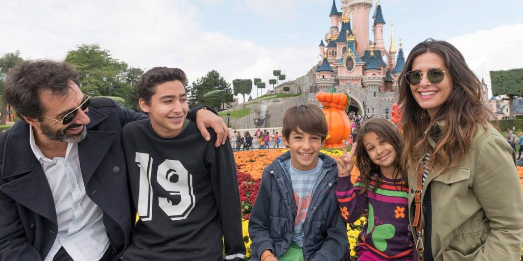 Nuria Roca y su familia en disney
