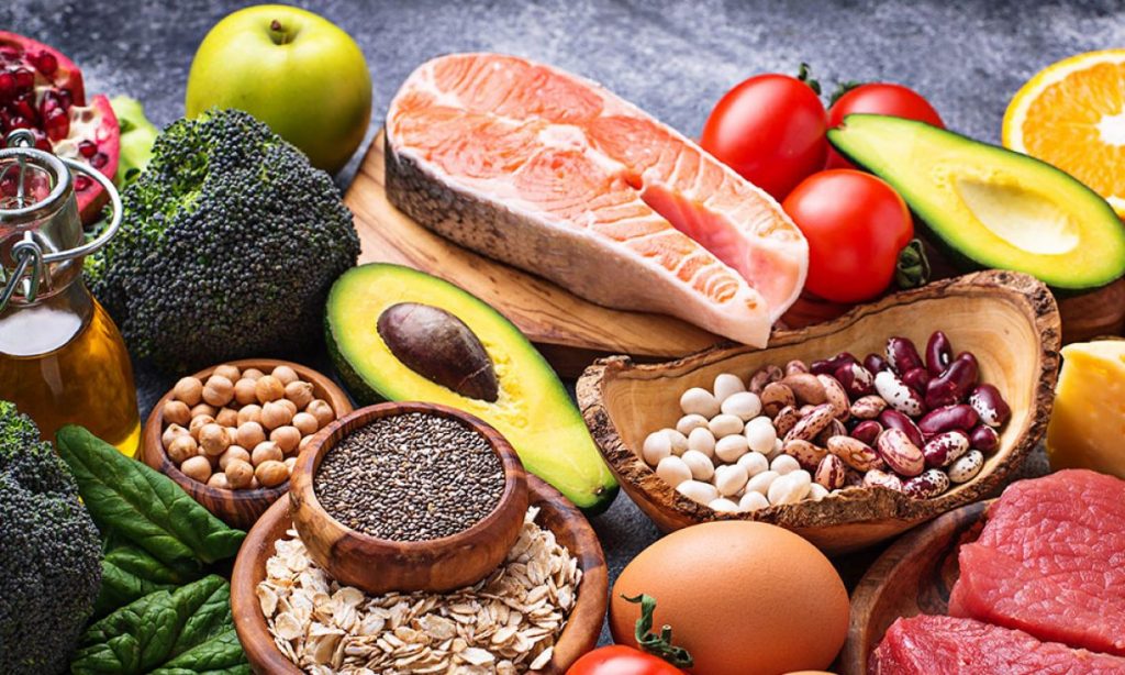 Qué alimentos lleva la receta de tallarines con panceta y queso