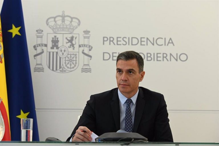 Sánchez defiende trasladar a otras CCAA instituciones que ahora están en Madrid