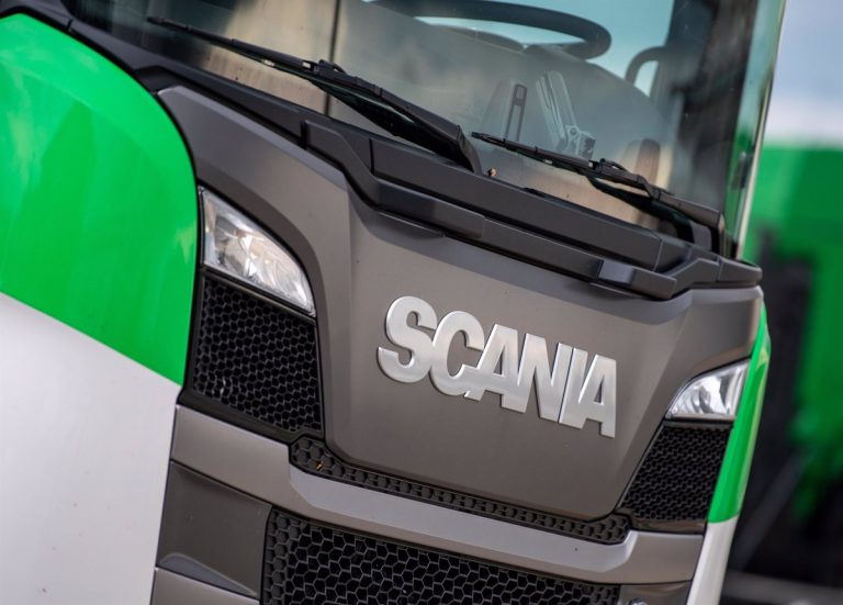 Scania gana un 240% más en los nueve primeros meses del año