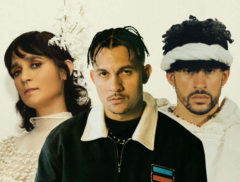 Bad Bunny y Julieta Venegas con Tainy en 'Lo Siento BB:/'