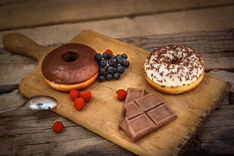 Donuts de chocolate: así puedes darte el capricho en casa