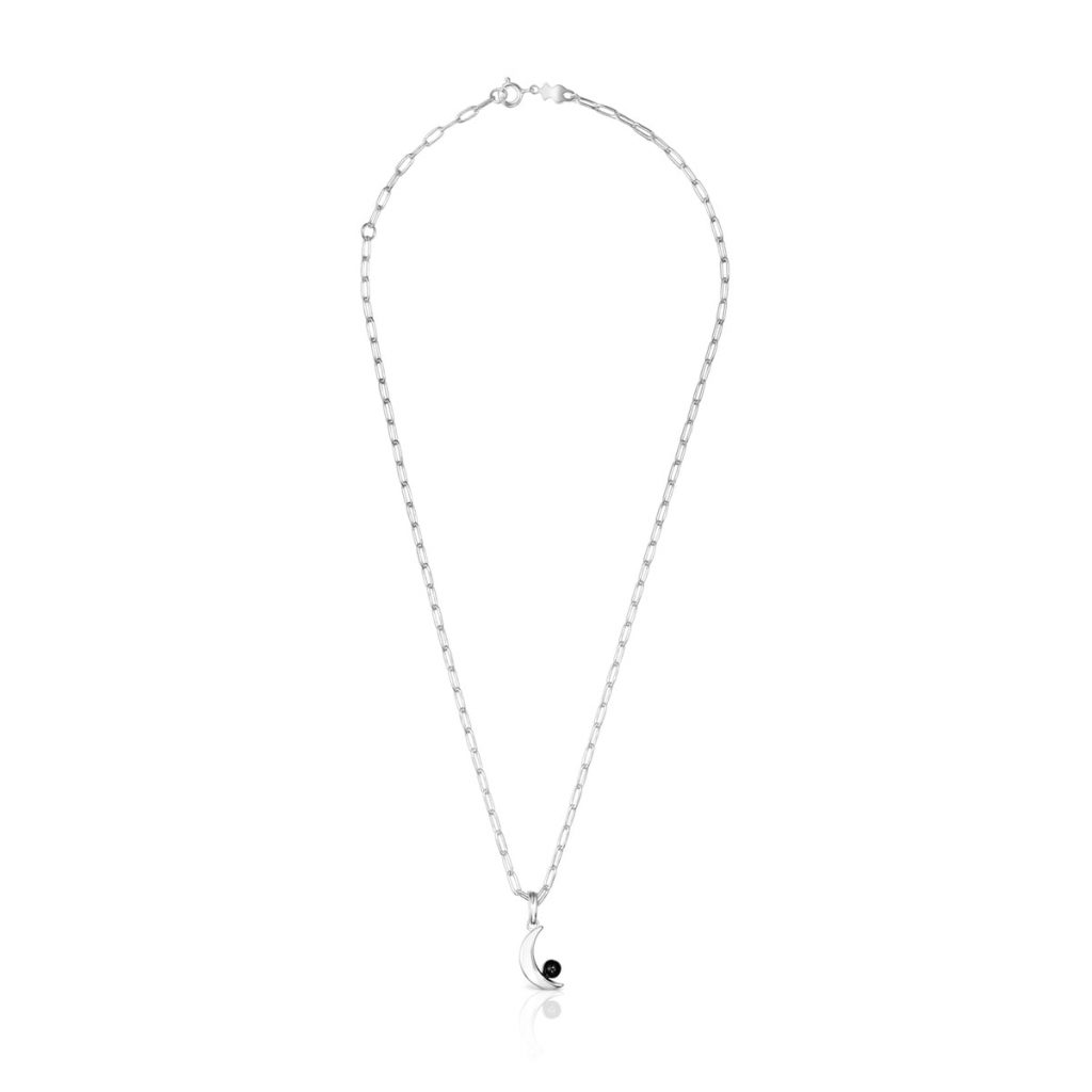 El collar luna de plata de Tous que va a resaltar toda tu belleza