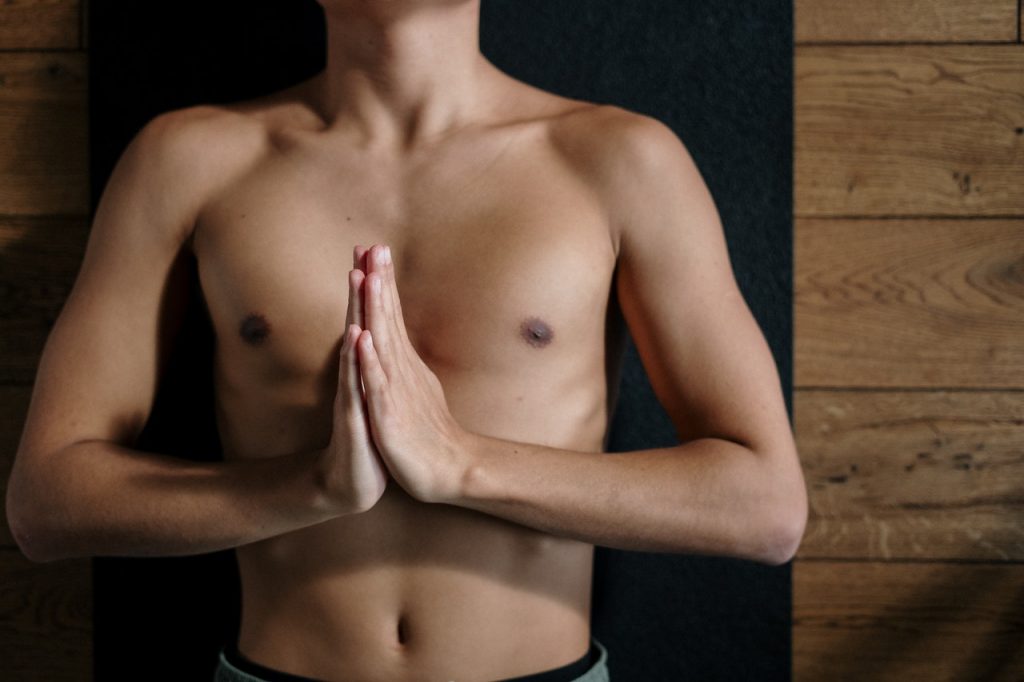 Dolor en el pecho: por qué pasa y cómo saber si es grave