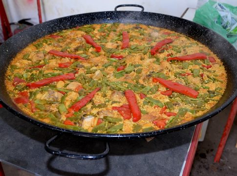 Así se hace una paella por David Montero, embajador mundial de la paella Así se hace una paella por David Montero, embajador mundial de la paella