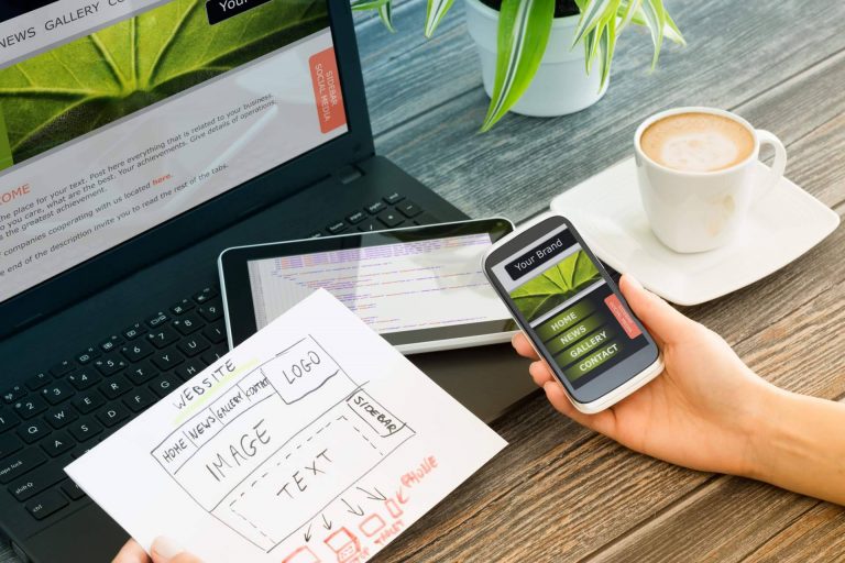 El diseñador de páginas web de Signum Comunicación facilita el posicionamiento SEO y diseño gráfico