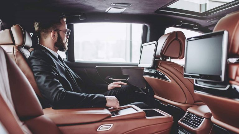 La gran variedad de marcas de coche de lujo de SF Motor Premium