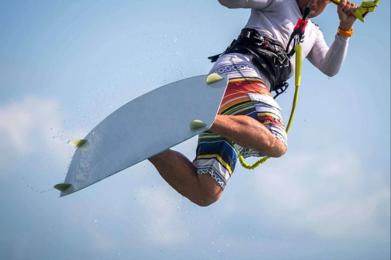 La escuela de kitesurf de Tarifa que ofrece cursos durante todo el año
