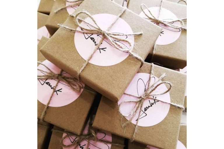 Janlukdesign ofrece detalles para bodas originales y personalizables