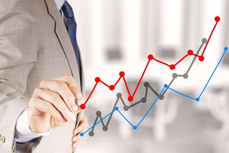 La consultoría Alex1Kenobi ofrece asesoramiento a las empresas para mejorar sus estrategias de negocios y optimizar sus ganancias