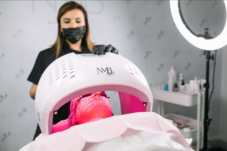 Diferentes tipos de láser, oxigenoterapia y mucho más con NMBeauty Academy, aparatología de estética avanzada