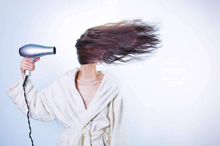 Menopecia, el producto de Saw Palmetto que pone solución a la pérdida de cabello durante la etapa de la menopausia