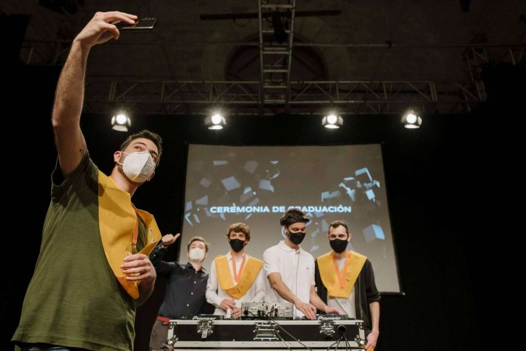 La revolución de la formación musical adaptada a los nuevos tiempos, por la escuela de música avanzada Eumes