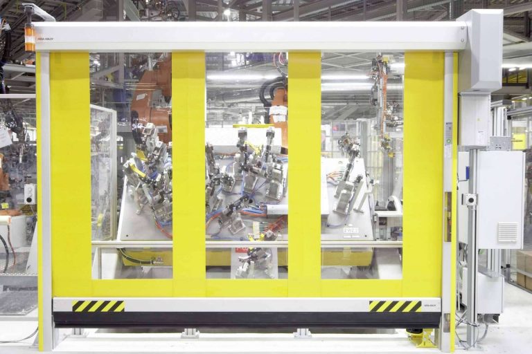 Optimizar la actividad de una compañía mediante las puertas rápidas de alto rendimiento