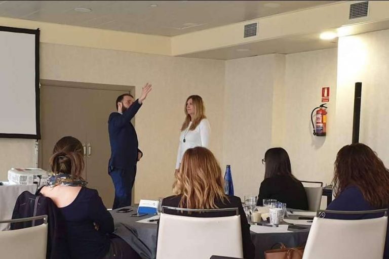 Cómo ser headhunter y cazar talento digital, por la escuela de negocios AICAD Business School