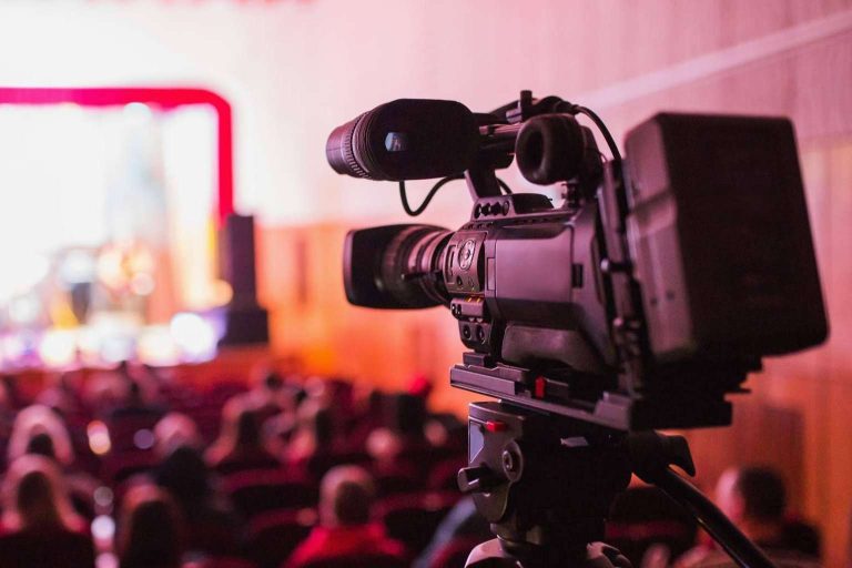 La innovación tecnológica de Hallon también llega a sus clientes mediante mensajería móvil