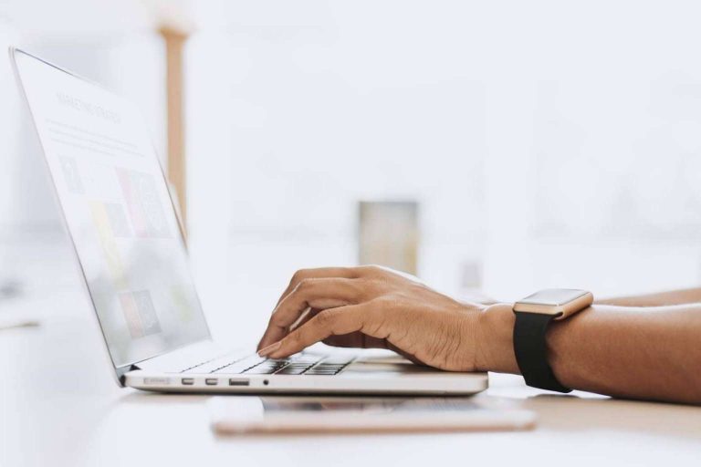 Fulcri es especialista en el desarrollo de software en entorno web dedicado al mundo de la comunicación, el marketing y la fidelización para farmacias