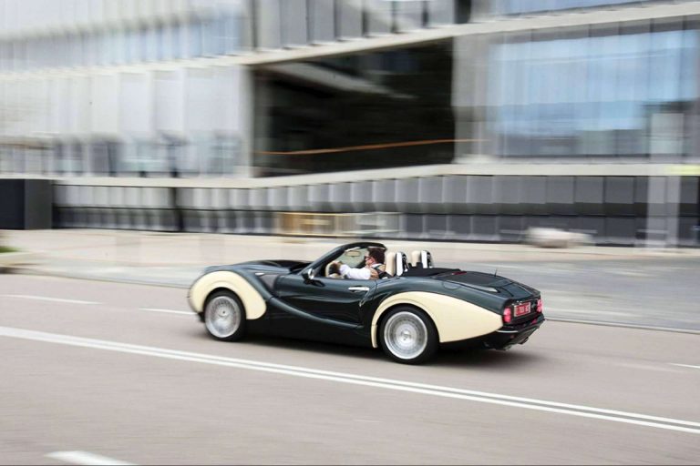 Razones del éxito del alquiler de coches retro para eventos corporativos