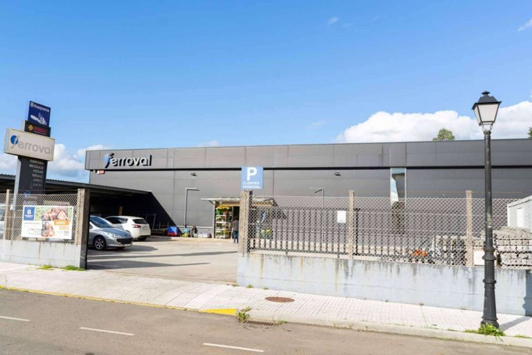 Ferroval ofrece una amplia variedad en ferretería y maquinaria desde Galicia para toda España