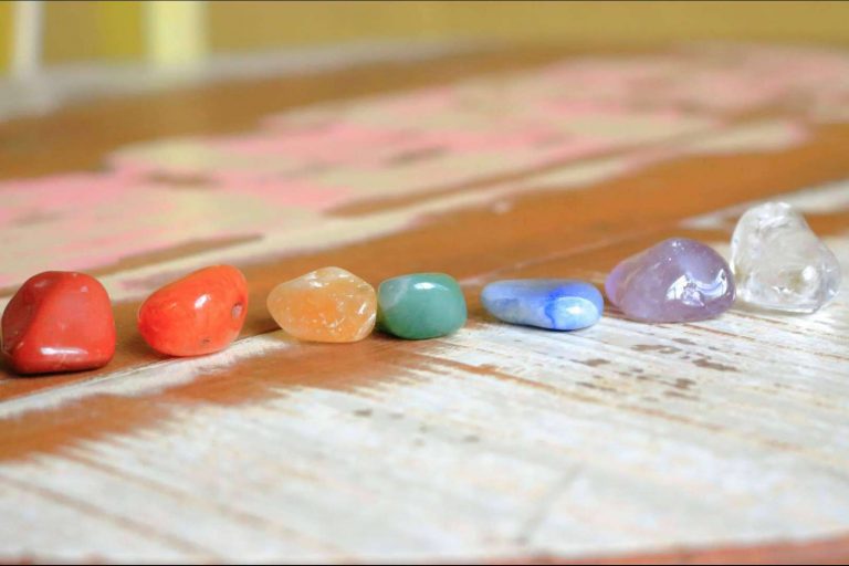 Las ventajas de la tienda online Gemas Canarias que vende piedras chakras