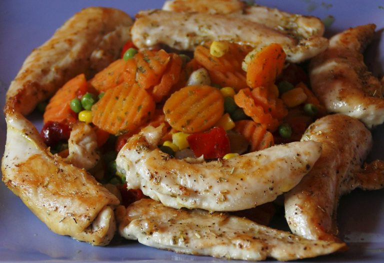 Cómo hacer un pollo escabechado a los 10 ingredientes