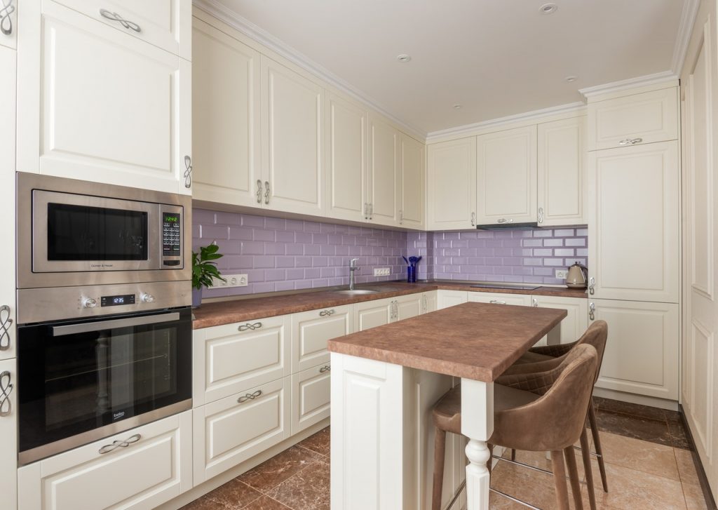 Cómo dejar brillante un cristal con papel de periódico y otros trucos 