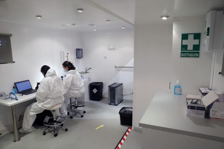 Andalucía eleva su incidencia hasta 34,4 puntos y notifica en 48 horas 274 positivos