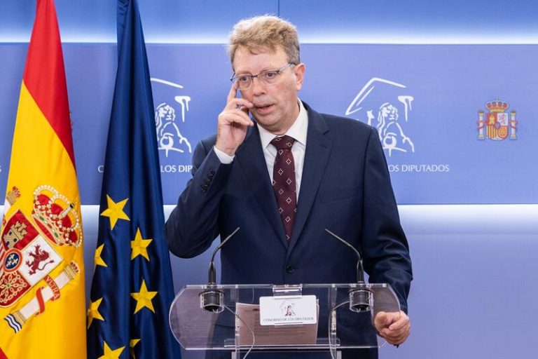 PDeCAT y CUP censuran el acuerdo 'a dos' para renovar el TC o el Tribunal de Cuentas